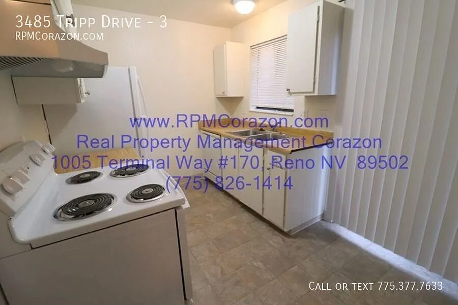 Downstairs 1 bedroom, 1 bath near UNR! — Photo 4
