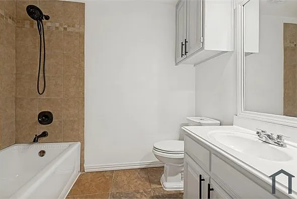 223 Meadowbrook Ln — Photo 10
