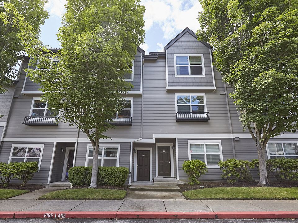 1st image of 1734 SE Halyard Ln