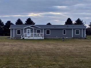 841 N Warren Rd, Ovid, MI 48866