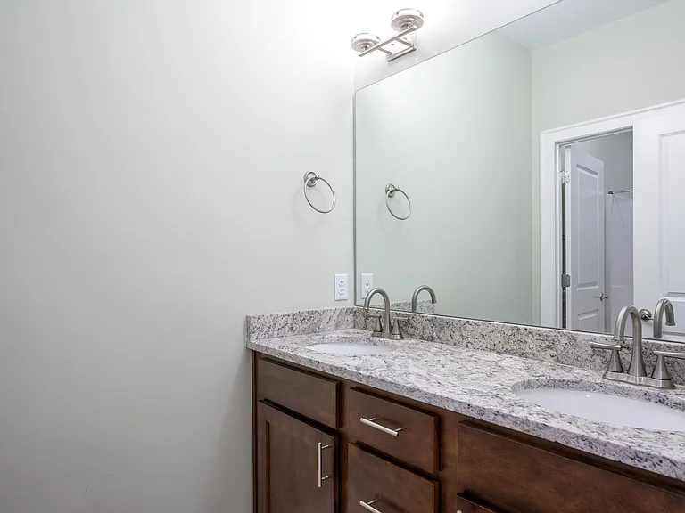 3111 Saint Elmo Ave — Photo 19
