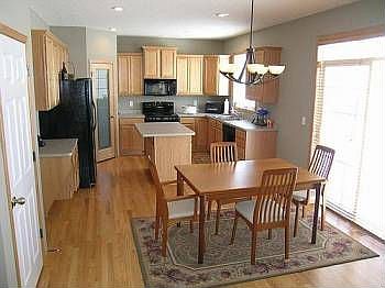 3rd image of 1141 Horseshoe Ln