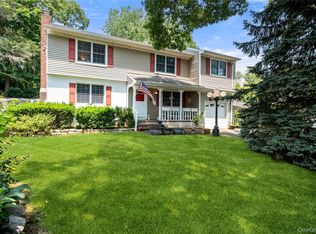 304 Concord Street, Dix Hills, NY 11746