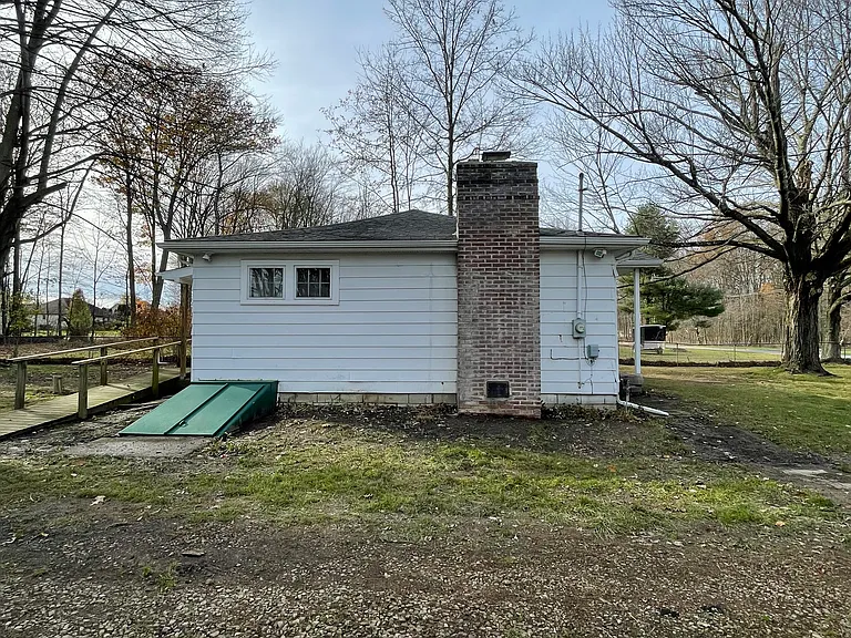 3682 Sample Rd — Photo 12