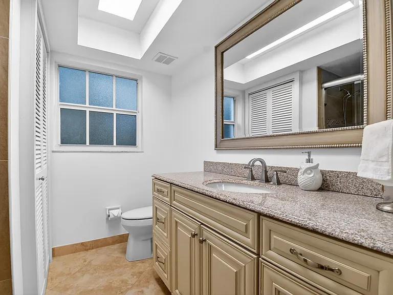 300 John F Kennedy Dr #101 — Photo 24