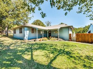 411 Horseshoe Trl, Oak Point, TX 75068