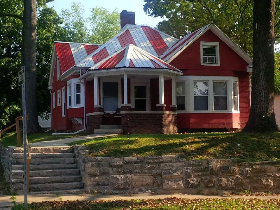 800 N Lincoln St