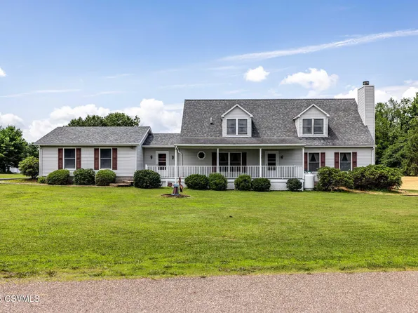 8 Circle Dr, Berwick, PA 18603