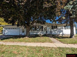 229 3rd Ave SW, Winnebago, MN 56098