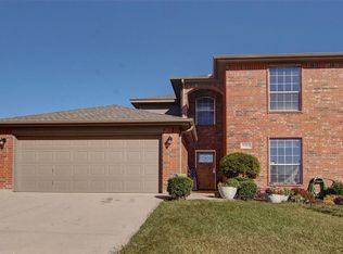 9312 Marie Ct, White Settlement, TX 76108