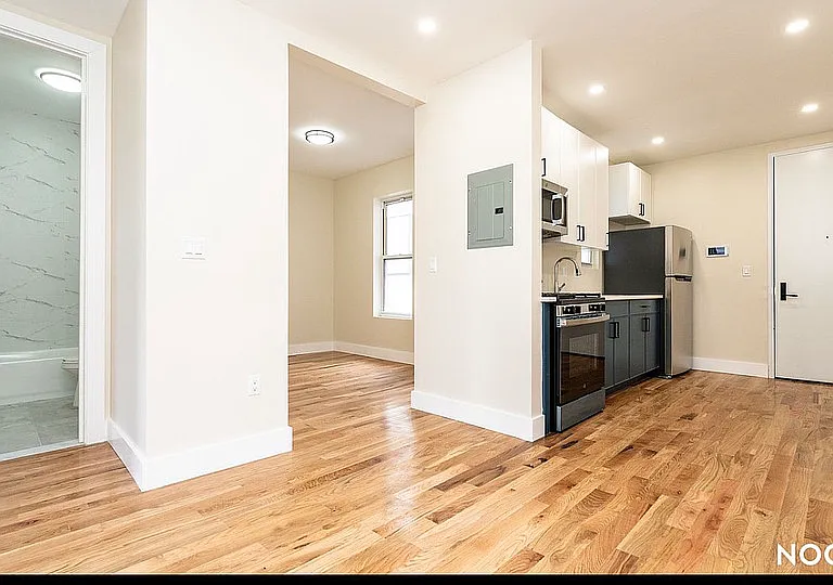 461 78th St #2F — Photo 3