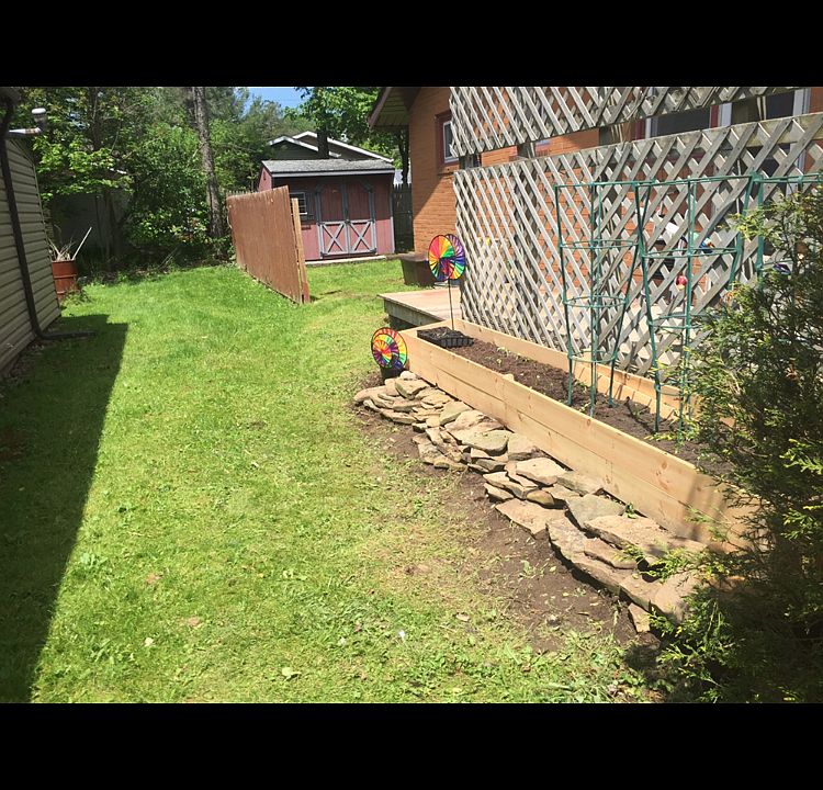 2nd image of 238 Hickory St