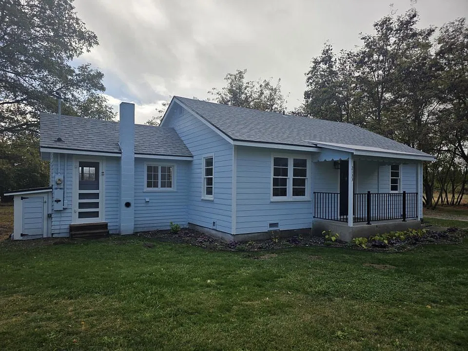2133 Upper River Rd
