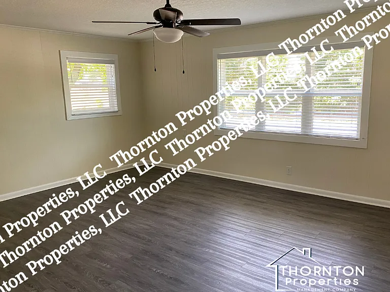 3513 Hideaway Ln — Photo 3