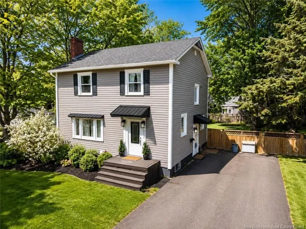 602 Montgomery Ave, Riverview, NB E1B 2A3