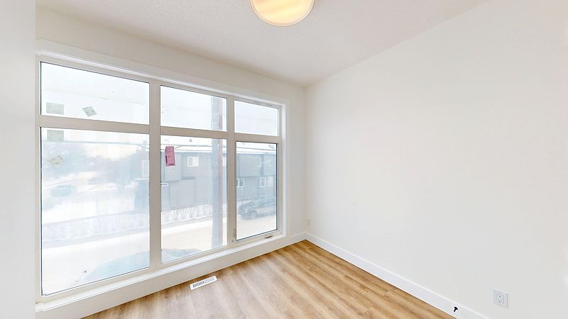 Calgary Townhouse for rent - 3 Bedrooms — photo 14
