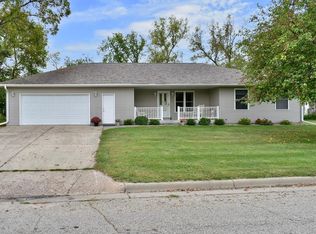 1101 Scenic View Ct, Rushford, MN 55971