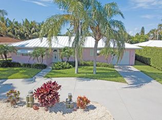 318 Claremont Ln, Palm Beach Shores, FL 33404