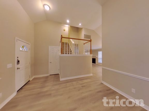2nd image of 1220 Idlewood