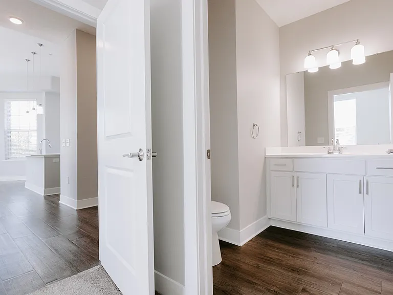 Experience comfort and style in this beautifully designed apartment space.