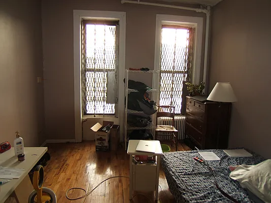 Rented by Joel Weisz, LREB | media 5