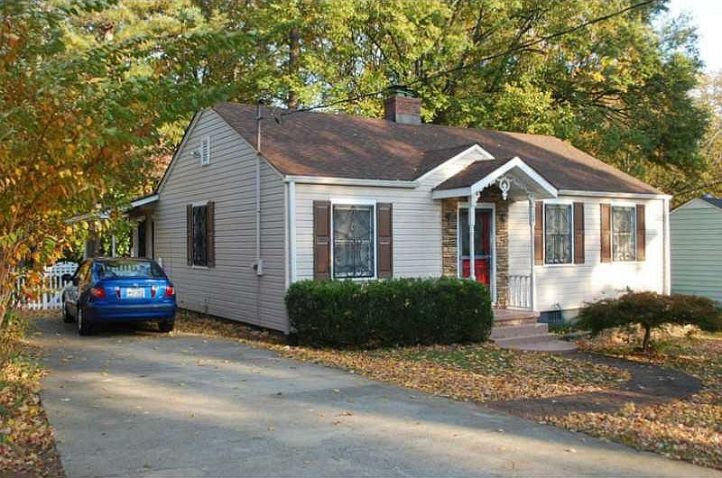 1st image of 123 Parkview Dr SE