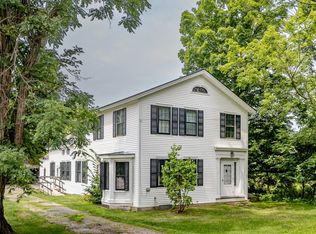 29 Hillside Rd, East Poultney, VT 05764