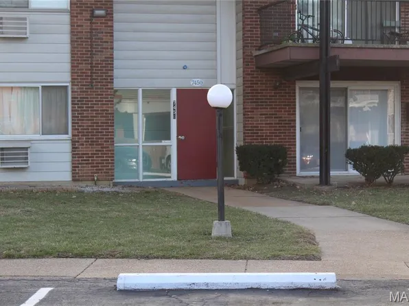 7450 Sieloff Dr APT D, Hazelwood, MO 63042