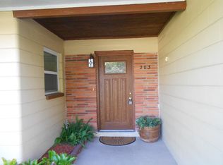 203 Druid Hills Rd, Temple Terrace, FL 33617