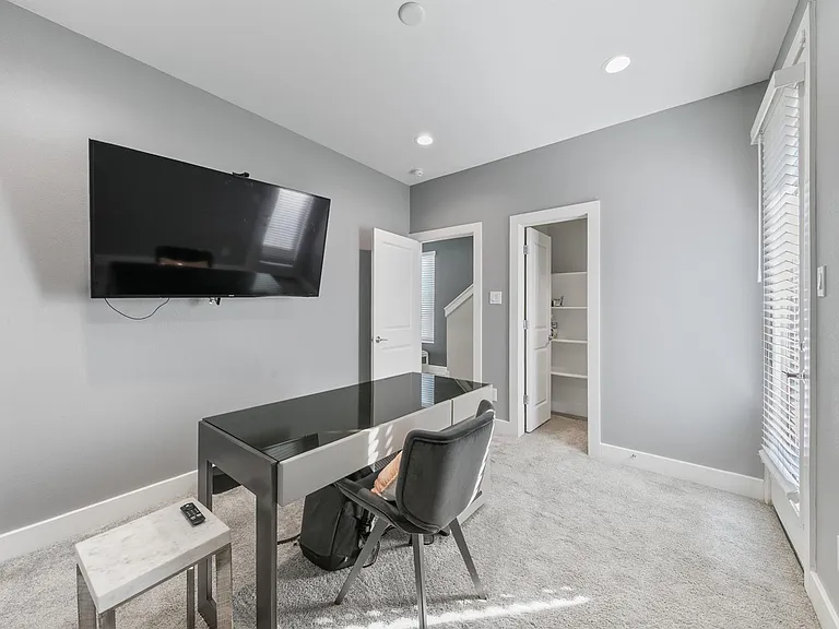 4032 Buck St #A — Photo 6