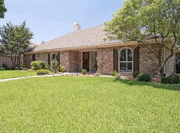 2nd image of 2209 Chula Vista Dr