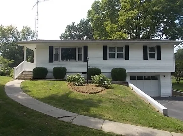 257 N 2700 East Rd, Pana, IL 62557