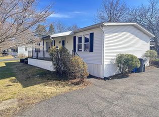 21 Mele Lane, New Paltz, NY 12561