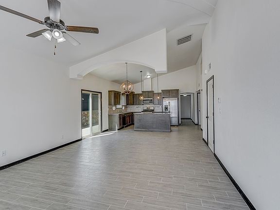 2nd image of 14849 Tierra Escape Ave