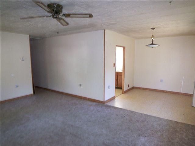 2nd image of 310 Lincoln Blvd