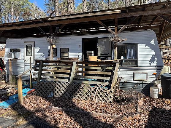 3rd image of 92 14th St