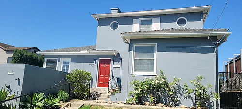 3040 Curlew St Photo 1