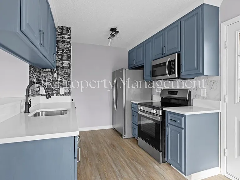 4712 Periwinkle Pl — Photo 7