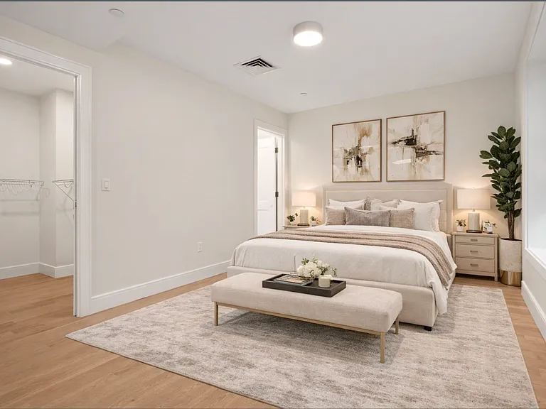 301 Border St #402 — Photo 10