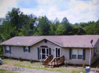 1345 Pebblebrook Rd, Winston Salem, NC 27105