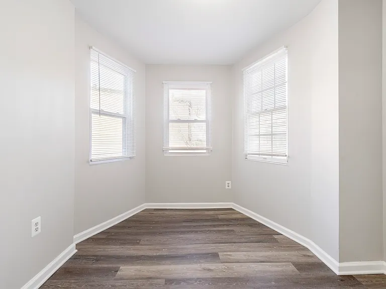 1512 E Lafayette Ave — Photo 17