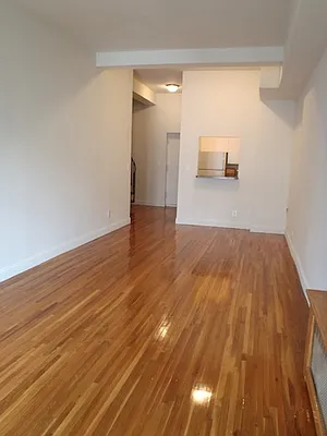 Rented by Mark David | media 20