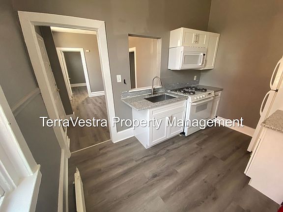 4th image of 35 S Sussex St APT 3