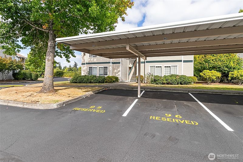 3rd image of 631 W Horton Way #219