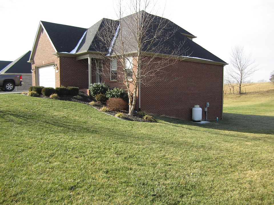 1st image of 312 Lewis Dr