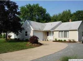 302 Ashford Rd, Toms River, NJ 08755