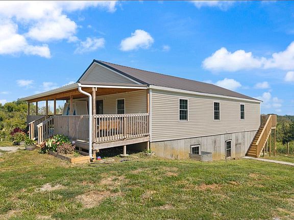5th image of 376 Sharpsburg Rd