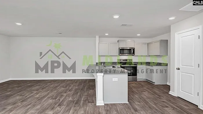 3 bed, 2.5 bath, 1418 sqft, $1,800 — Photo 4
