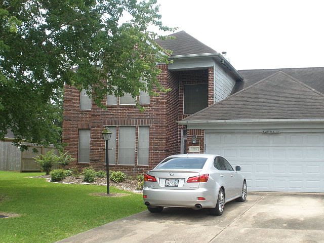 1st image of 115 Plum Cir