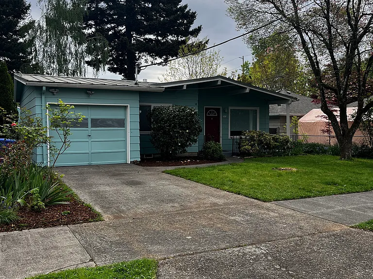 5616 SE 45th Ave — Photo 3